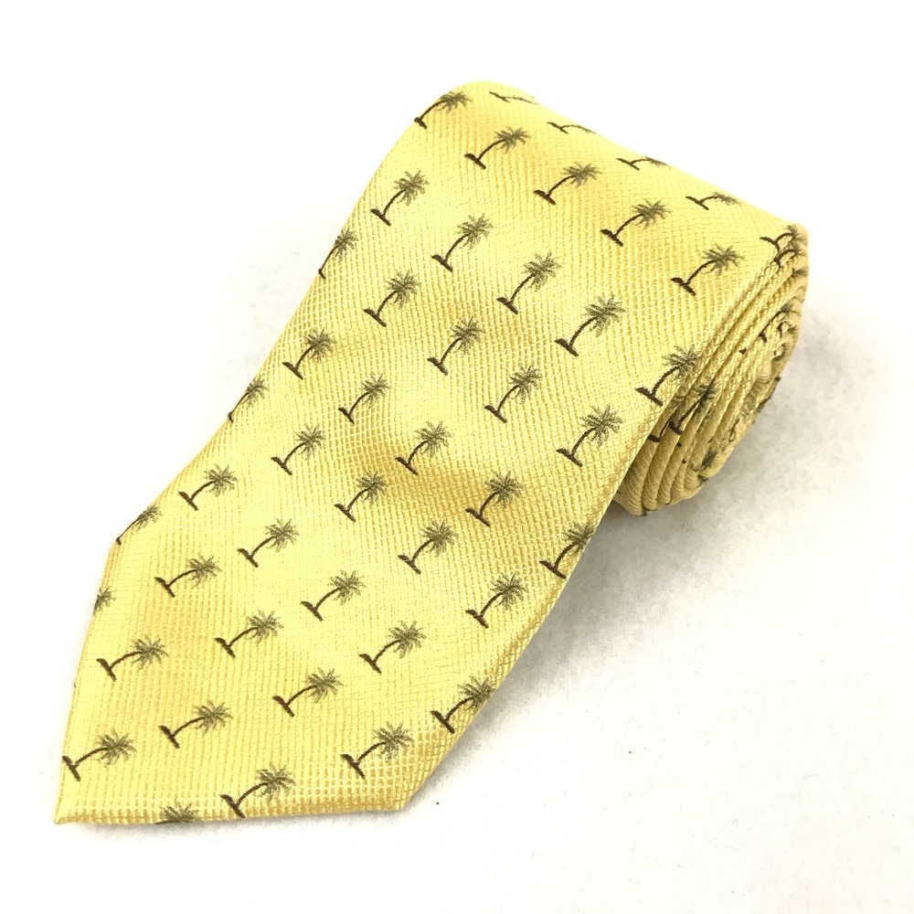 TOMMY BAHAMA palm tree tie 100% silk